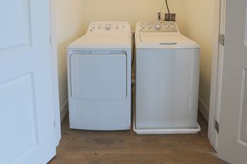 Full-size energy star® washers/dryers
